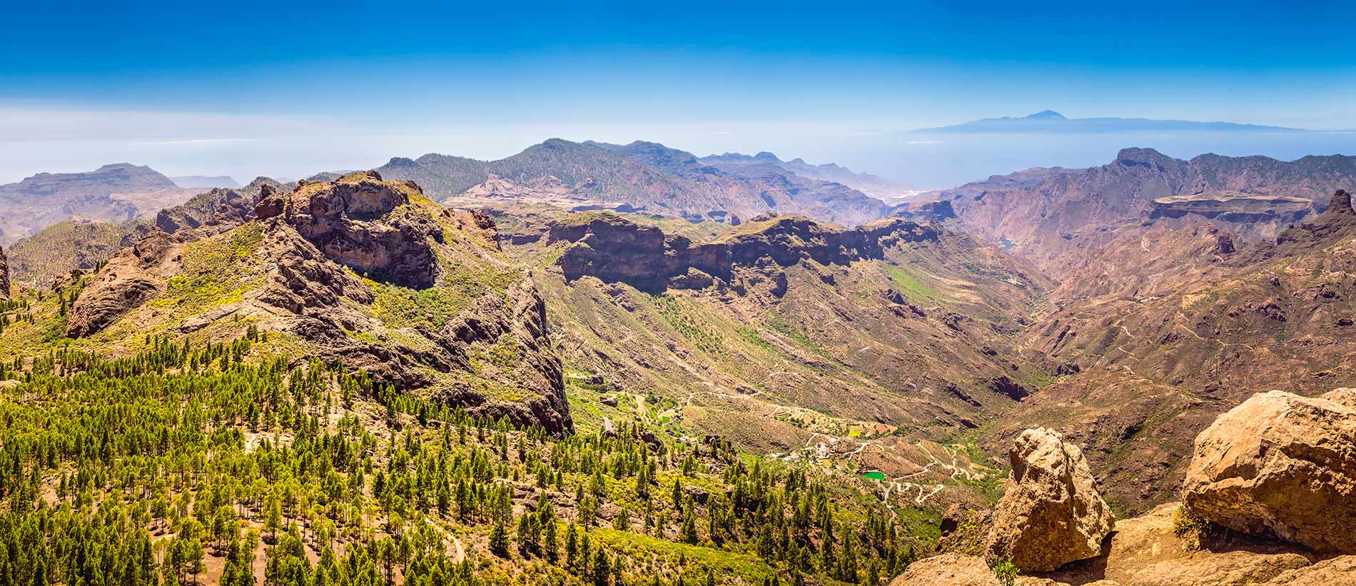 Gran Canaria con Roque Nublo y Tenerife